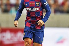 苏亚雷斯膝盖受伤，马竞前锋缺阵乌拉圭世预赛，前景堪忧及康复进展追踪